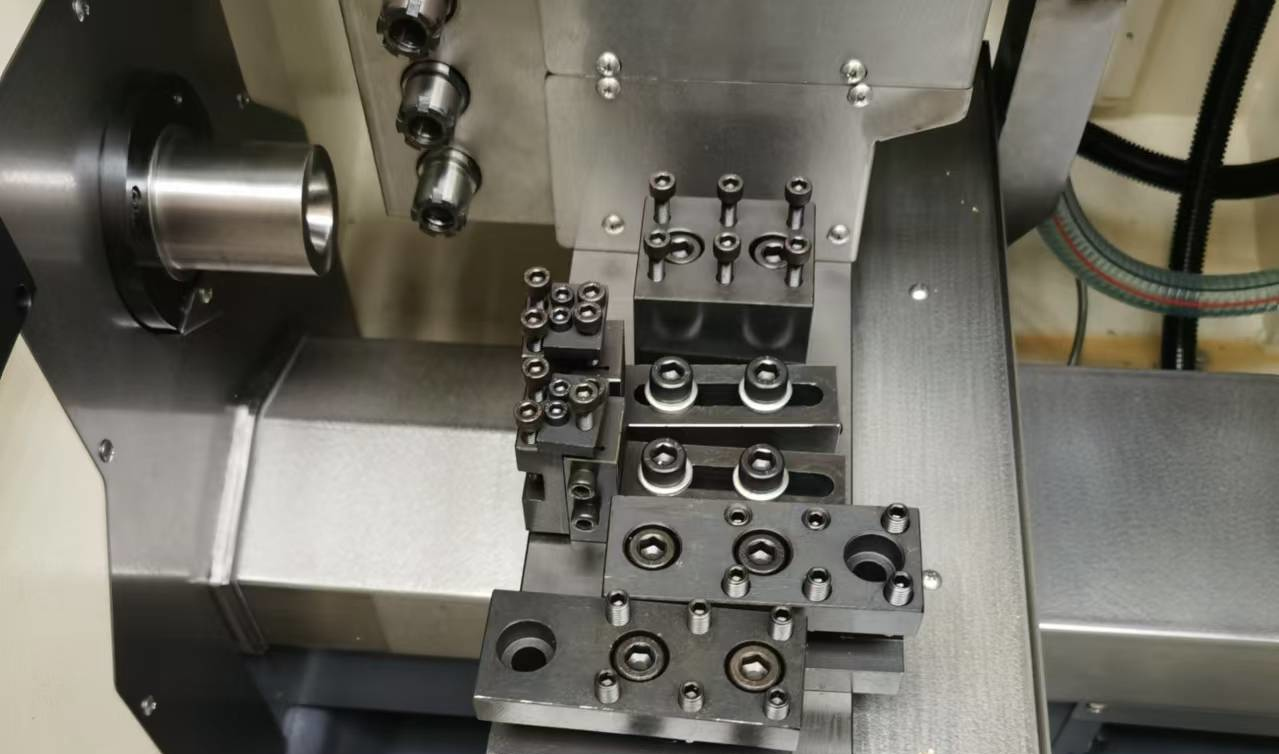 Detalle de mecanizado CNC de precisión en ELI-MET